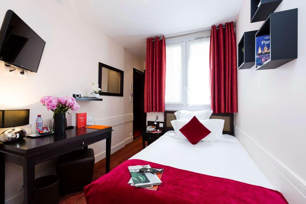 Hotel Elysees Bassano Paris Room photo